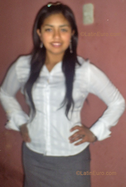Date this gorgeous Peru girl Deisy from Lima PE415