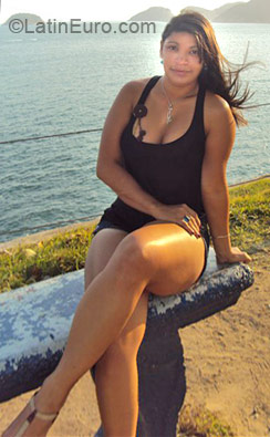 Date this delightful Brazil girl Keila from Natal BR6180
