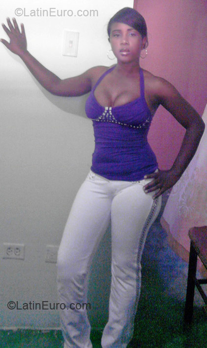 Date this delightful Dominican Republic girl Ramona from San Pedro De Macoris DO6380