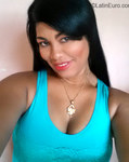hard body Dominican Republic girl Yeriaty from Santiago DO22469