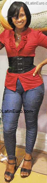 Date this beautiful Dominican Republic girl Arelis from Santo Domingo DO6427