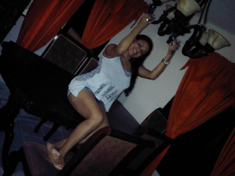 Date this athletic Dominican Republic girl Carmen diaz from Nagua DO6527