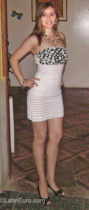 Date this sultry Peru girl Karen from Lima PE475