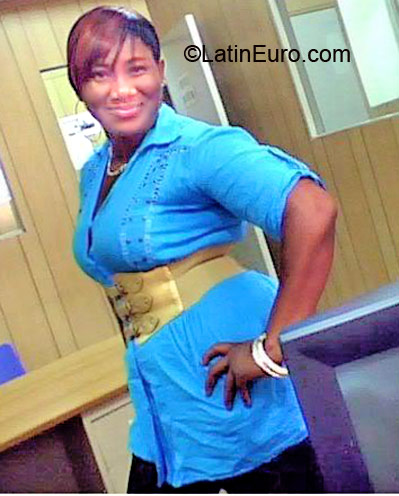 Date this fun Jamaica girl Kern from St. Elizabeth JM187