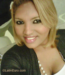 stunning Dominican Republic girl Jennifer from Santiago DO6652