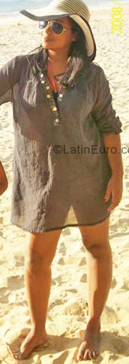 Date this cute Dominican Republic girl Steffy from Santiago DO6710