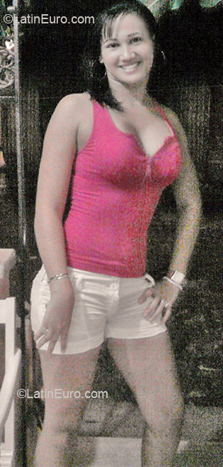 Date this hard body Dominican Republic girl Paola from Puerto Plata DO6720