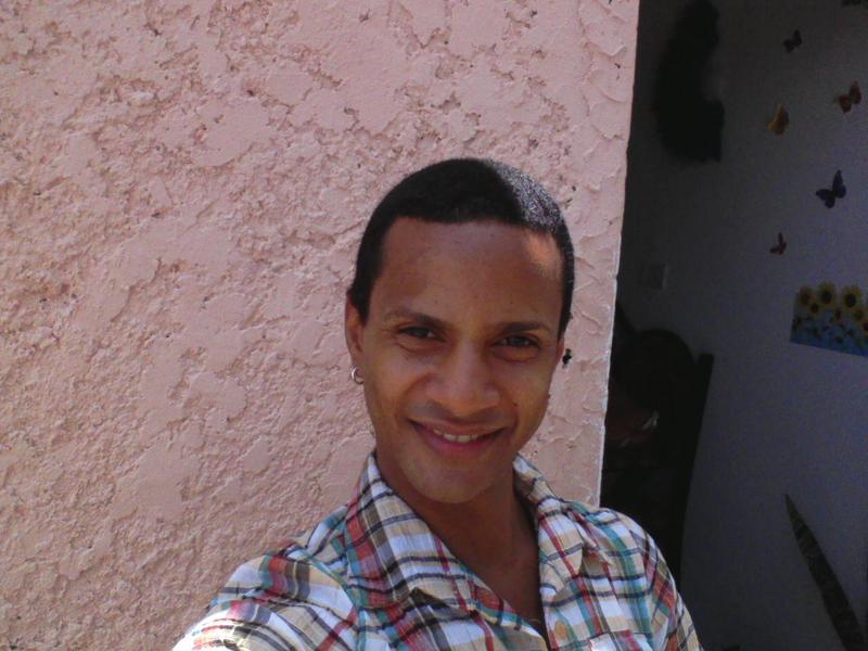 Date this happy Dominican Republic man Rency from San Francisco De Macoris DO6724