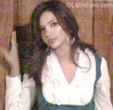 Date this pretty Dominican Republic girl Julia from Santiago DO6940