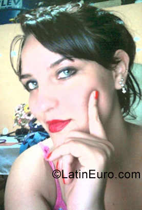 Date this happy Brazil girl Karla Bianca from Manaus BR6275