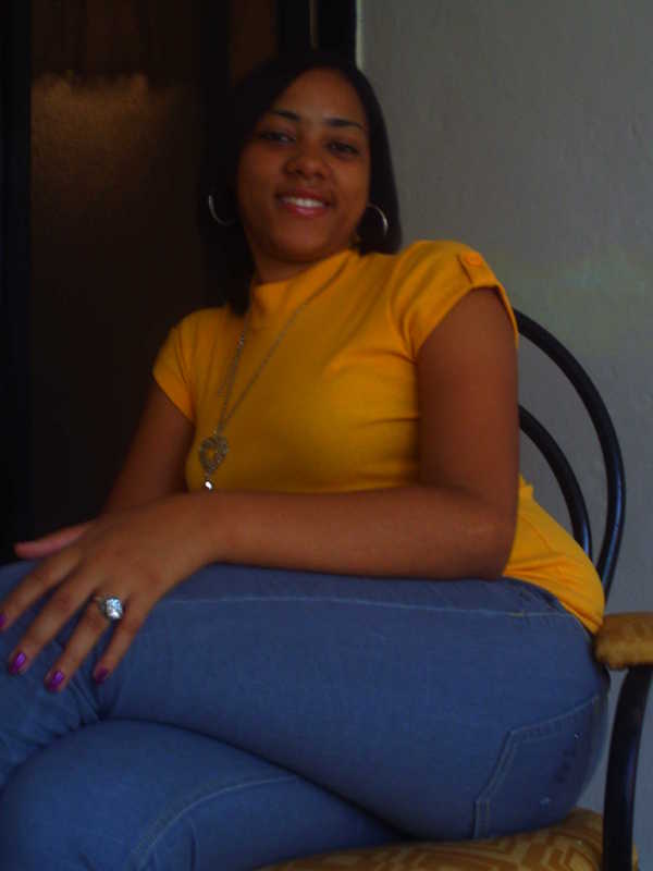 Date this foxy Dominican Republic girl Keyssi from Santiago DO7028