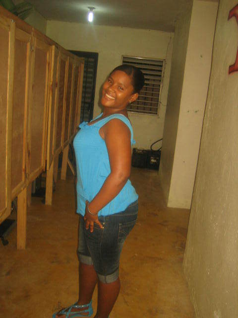 Date this funny Dominican Republic girl Selena from Santiago DO7035