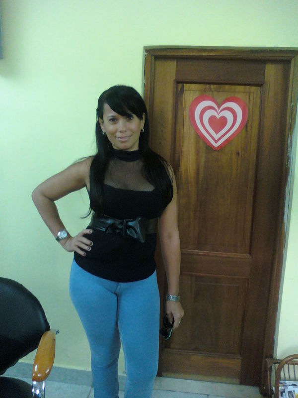 Date this hot Dominican Republic girl Maria yesenia from Dominican Republic DO7071