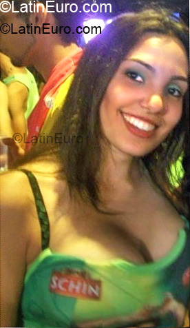 Date this stunning Brazil girl Riquilda from Trindade BR4985