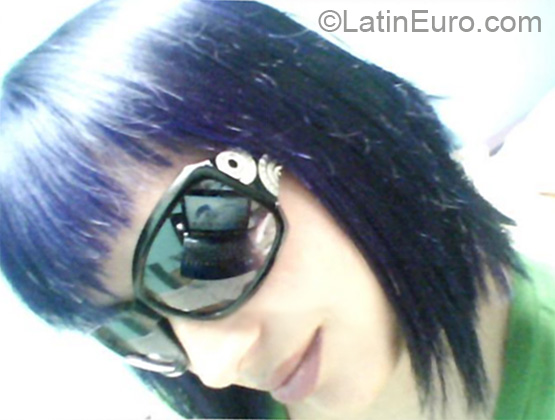 Date this athletic Ecuador girl Eugi from Ambato EC93