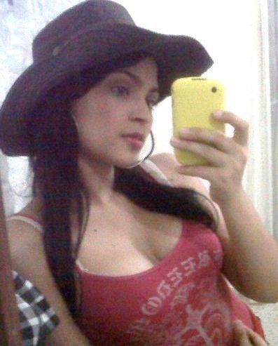 Date this cute Dominican Republic girl Raciel from Santiago DO7217