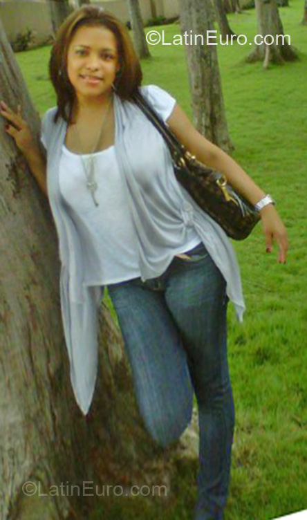 Date this fun Dominican Republic girl Maria from Puerto Plata DO7222