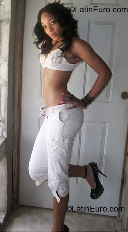 Date this cute Jamaica girl Candy from Kingston JM223