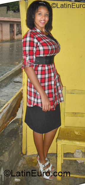Date this tall Dominican Republic girl Jaf from Santo Domingo DO7250