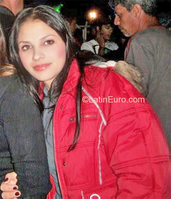 Date this lovely Brazil girl Andreia from Guapiara BR5078