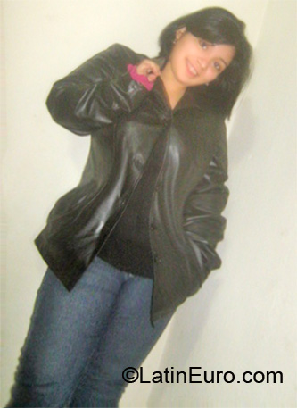 Date this hard body Peru girl Nalleli from Lima PE471