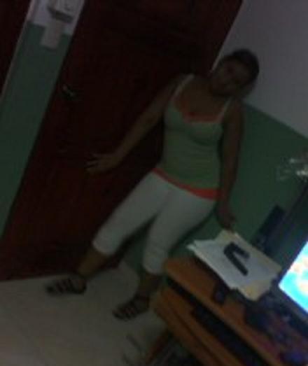 Date this athletic Dominican Republic girl Luvy from Santiago DO7405