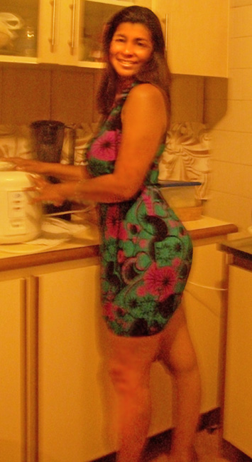 Date this hard body Brazil girl Deise from Umuarama BR5169