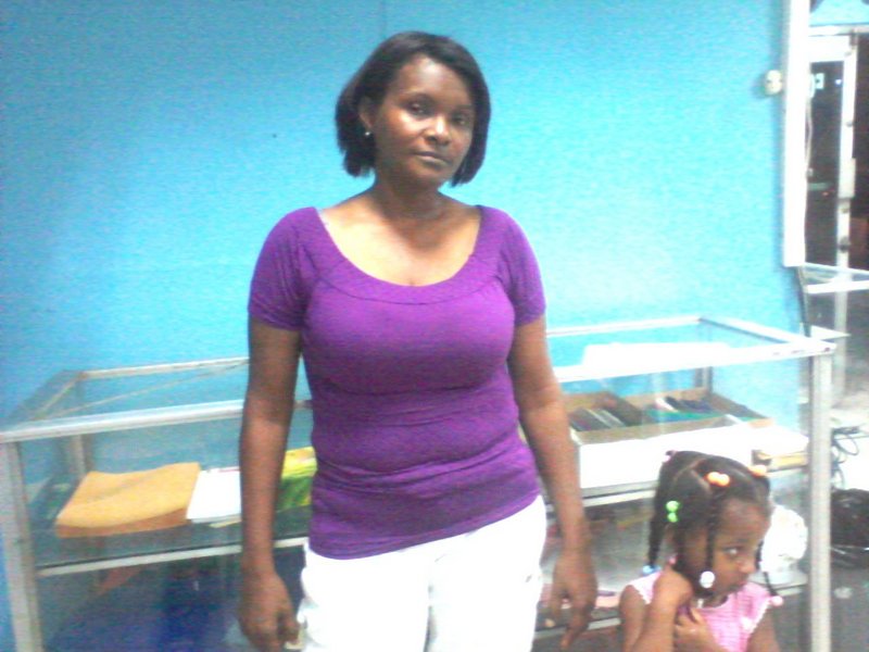 Date this sensual Dominican Republic girl MARIA YOLANDA from Sto Dgo DO7501