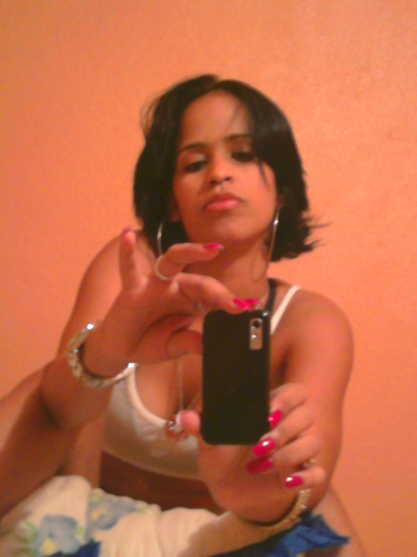 Date this pretty Dominican Republic girl Leonela from santo domingo DO7546