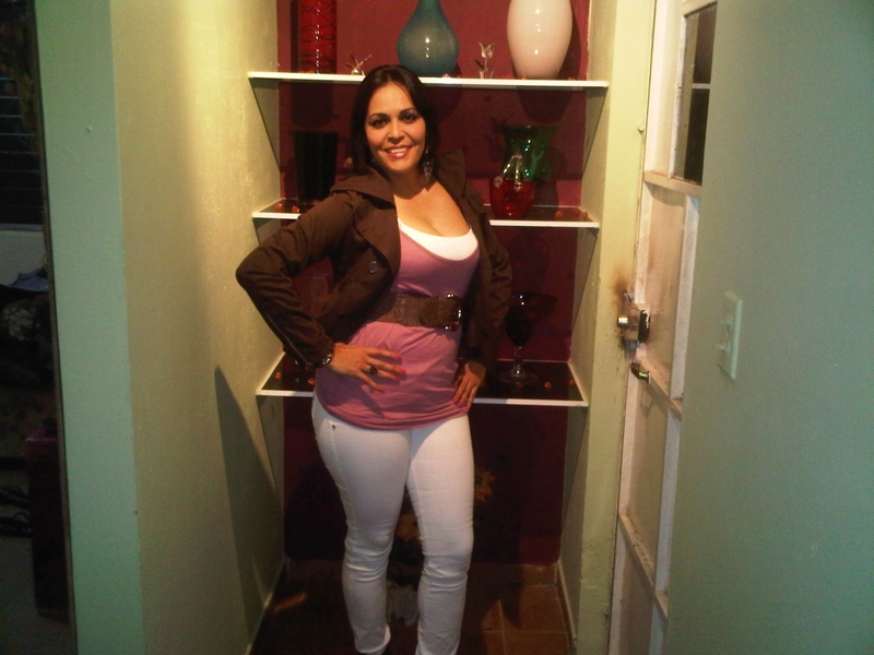 Date this voluptuous Panama girl Regina from Panama PA95