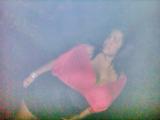 Date this hard body Dominican Republic girl Yamel from Rep. Dominicana DO7694