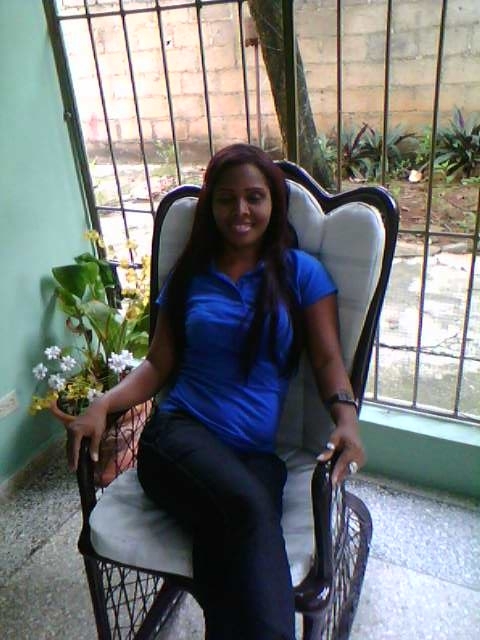 Date this athletic Dominican Republic girl Condeza from Santo Domingo DO7755