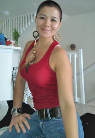 Date this happy United States girl Reginabrasil201 from Newark BR5448
