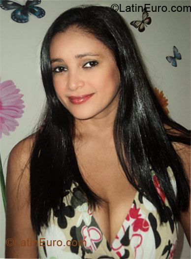 Date this tall Brazil girl Cecilia from Maceio BR5471