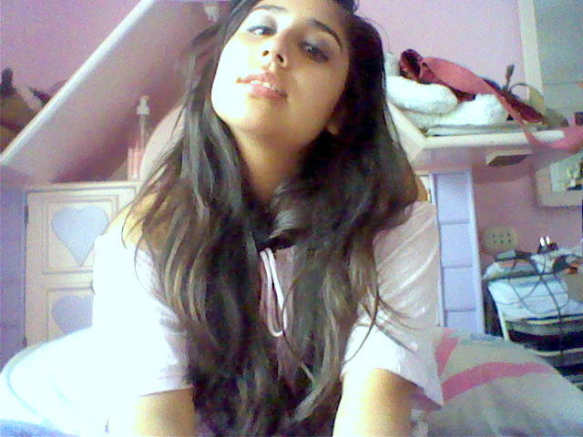 Date this cute Peru girl Maria from Lima PE504