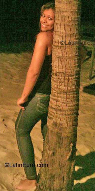 Date this sultry Brazil girl Dayane from Fortaleza BR5550