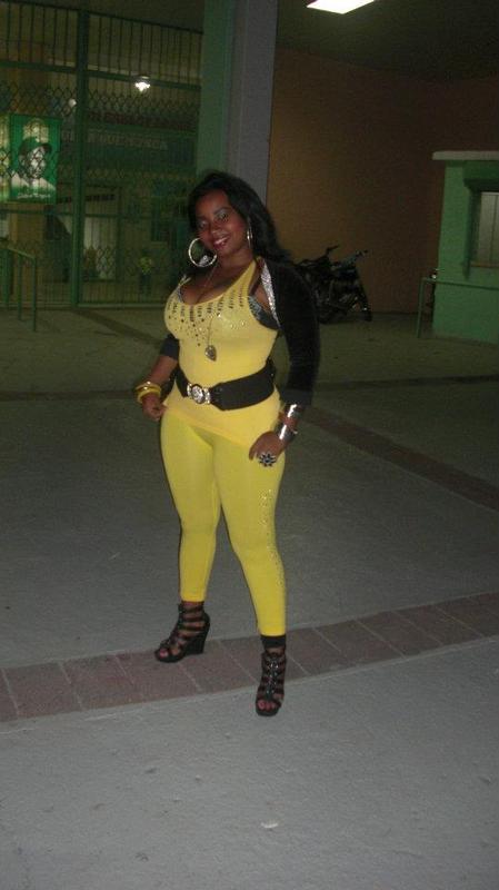 Date this nice looking Dominican Republic girl Yohanna from San Pedro De Macoris DO7920
