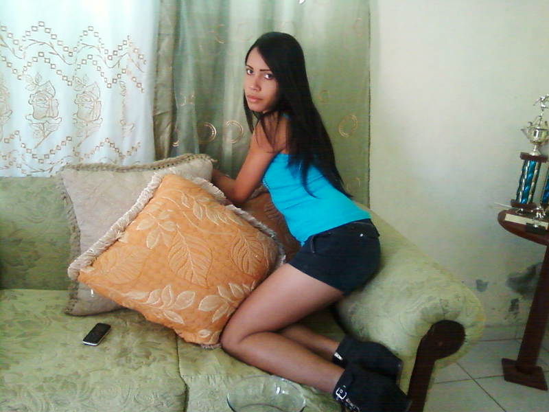 Date this foxy Dominican Republic girl Jeanneris from San Cristobal DO7975