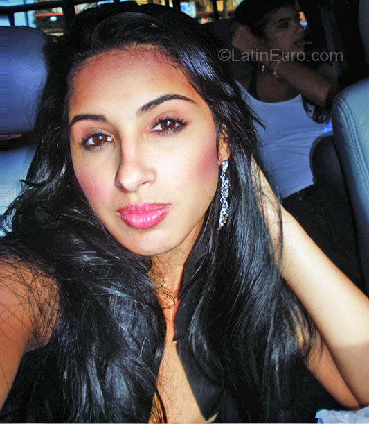Date this funny Brazil girl Ana Caroline from Manaus BR11222