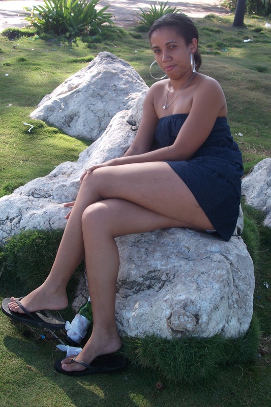 Date this foxy Dominican Republic girl Leli from Santiago De Los Caballeros DO8125