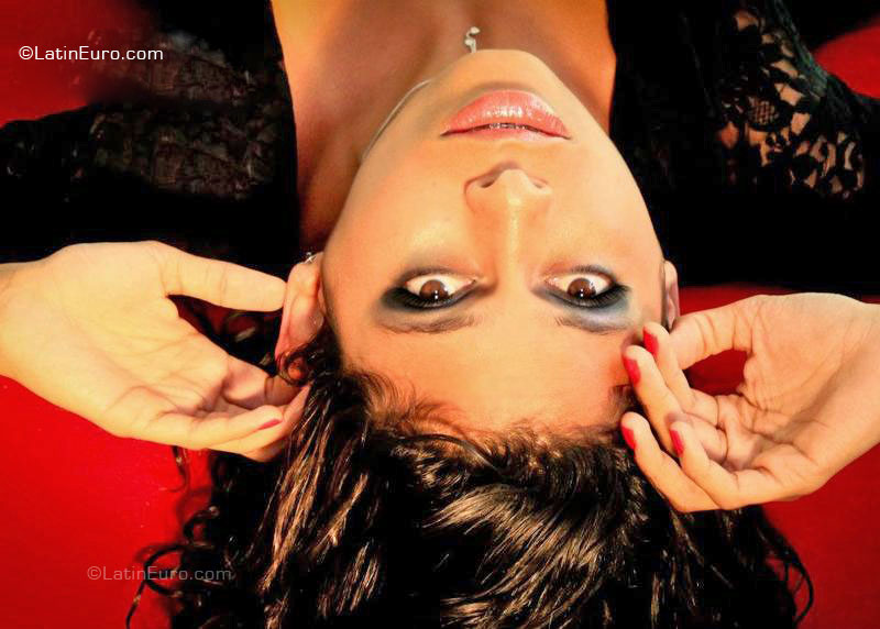 Date this foxy Brazil girl Eduarda from Ilheus BR6139