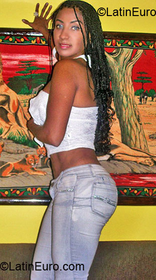Date this fun Brazil girl Vilma from Fortaleza BR5723