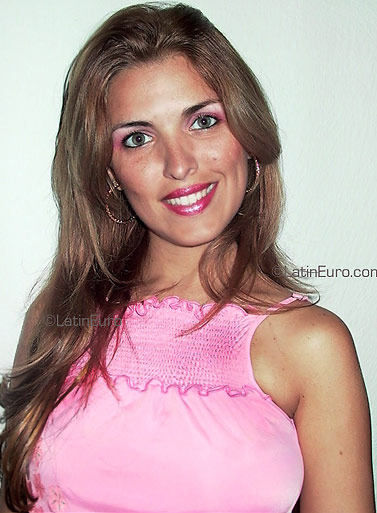 Date this charming Spain girl Ebelise from Zaragoza ES196