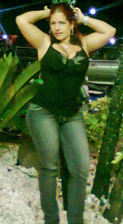 Date this hard body Dominican Republic girl Rita from Santiago DO8307