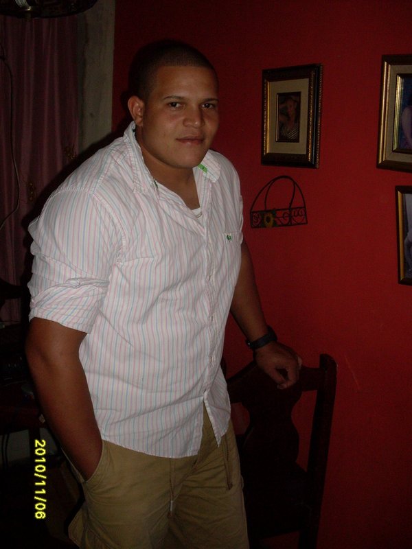 Date this georgeous Dominican Republic man Warning from Dajabon DO8317