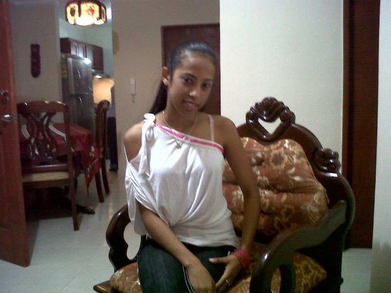 Date this foxy Dominican Republic girl Laura from Santo Domingo City DO8344