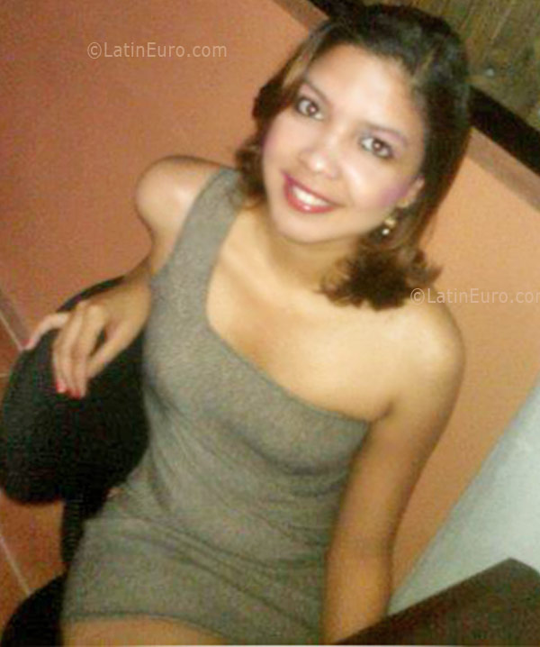 Date this funny Dominican Republic girl Jenny vanessa f from Puerto Plata DO8422