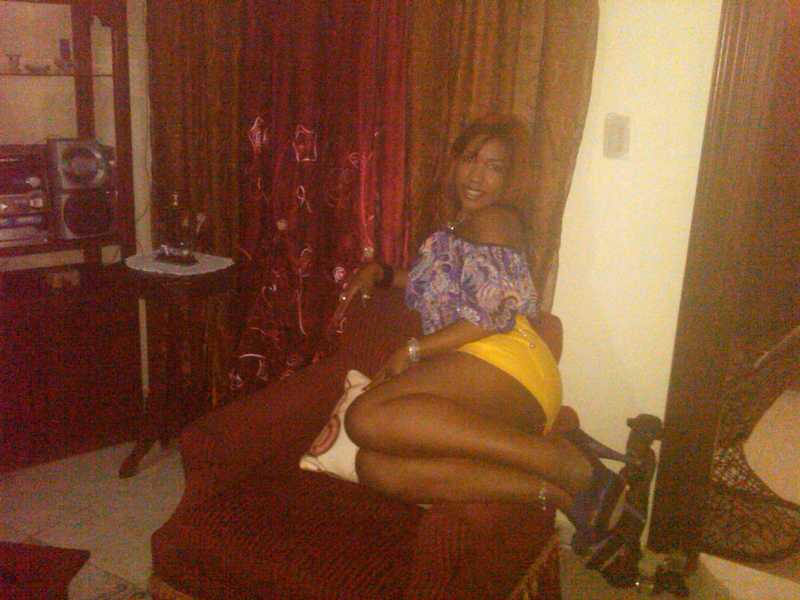 Date this sensual Dominican Republic girl Bethania from Sto Dgo DO8463