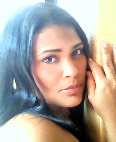 Date this foxy Dominican Republic girl Gezabet from Santiago DO8475