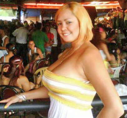 Date this beautiful Dominican Republic girl Rosibel from Santiago De Los Caballeros DO8620